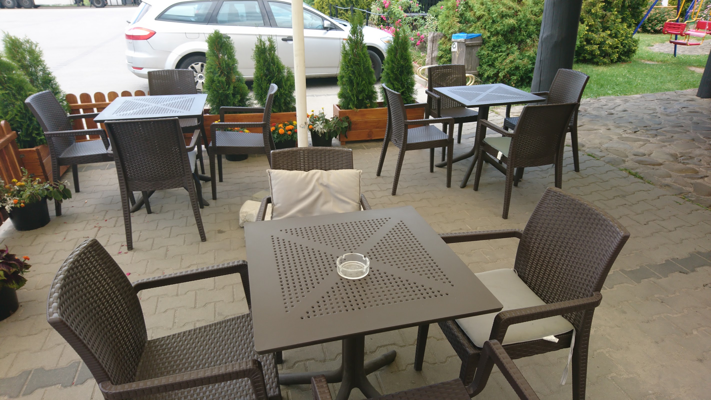 Scarabeus Grill Bar - galeria
