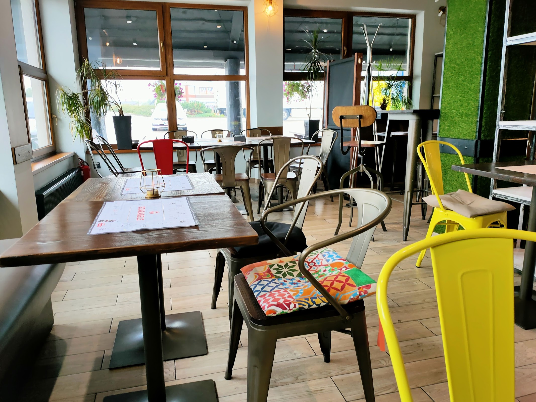 Scarabeus Grill Bar - galeria